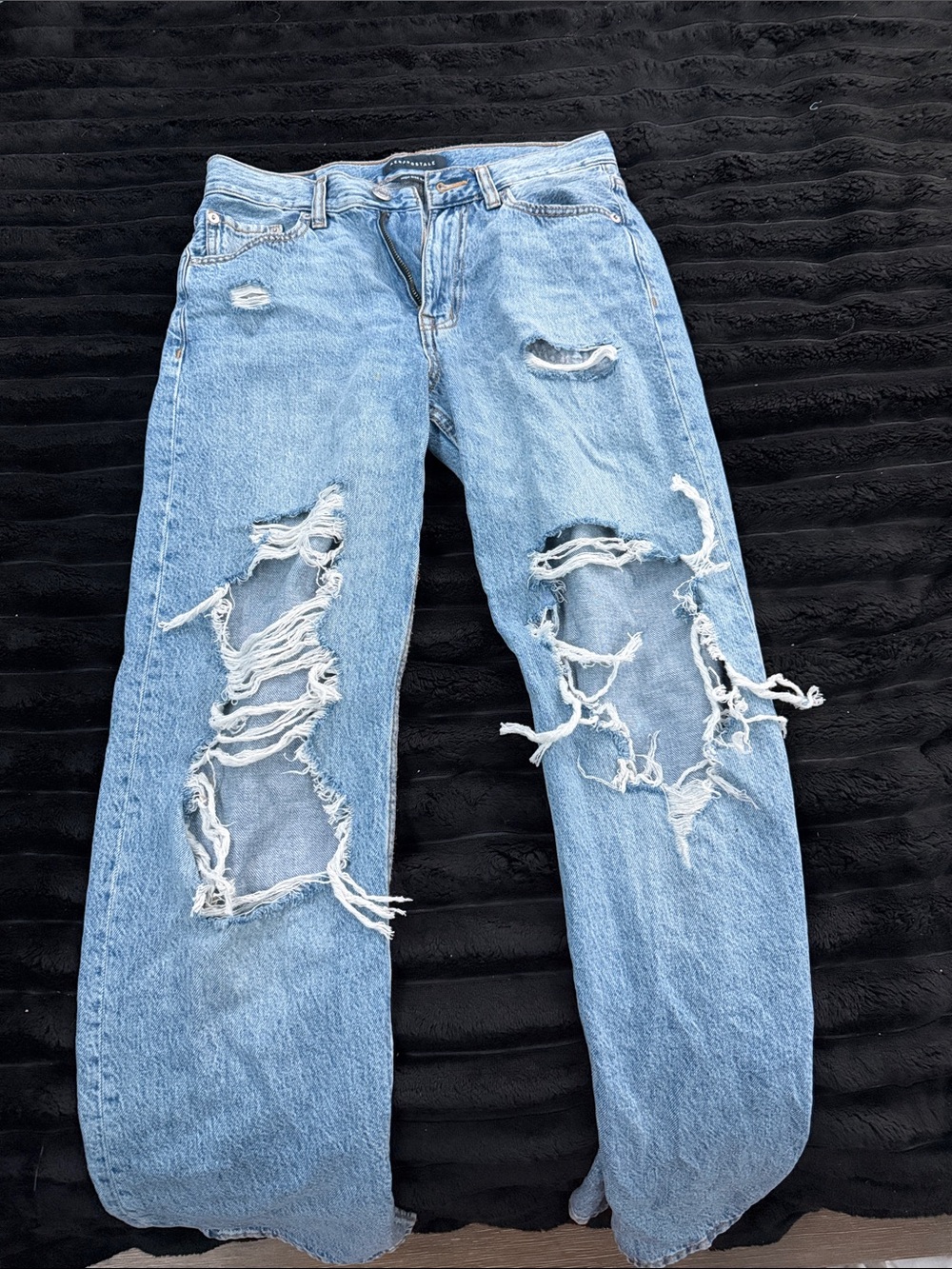 Aeropostale Light Blue Ripped Boyfriend Jeans